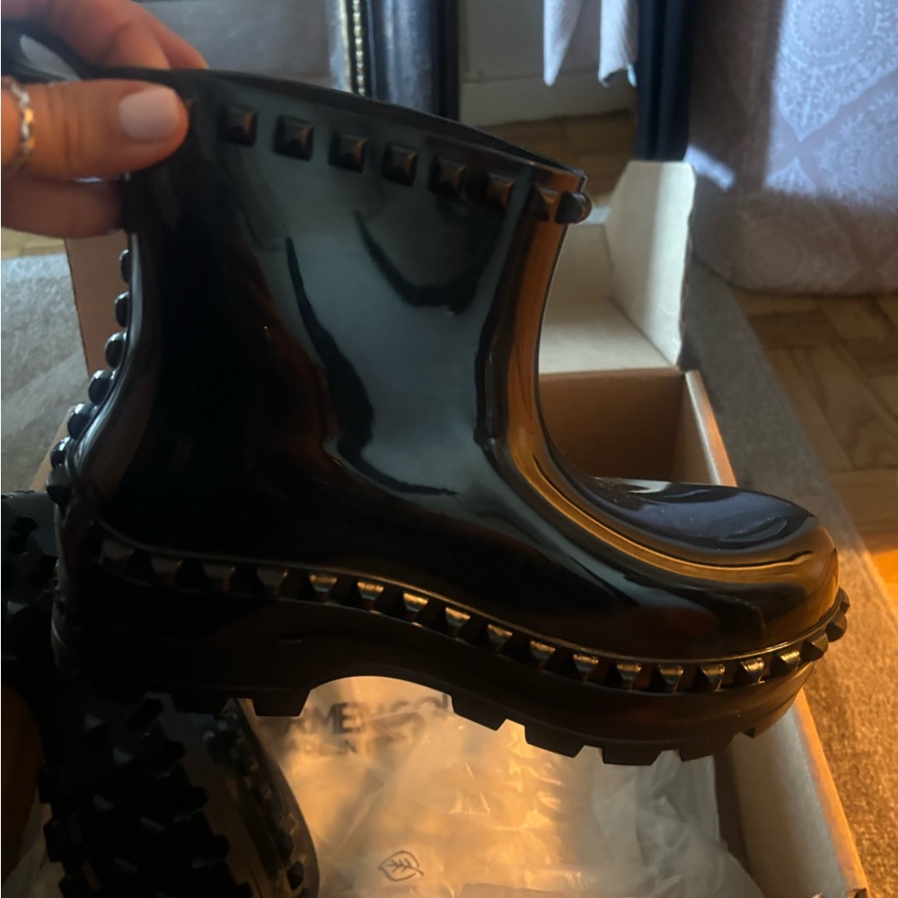 Carmen Sol Black Patent Leather Boots Women’s Size 40 EU Italian Luxury Designer